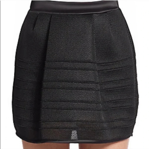 Maje jupe boule Matiere mesh scuba mini skirt - Picture 4 of 14